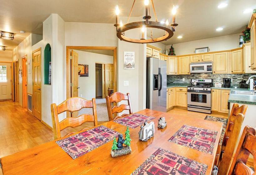 Walk To Rainbow Lake: Peaceful Cabin W/ Fire Pit