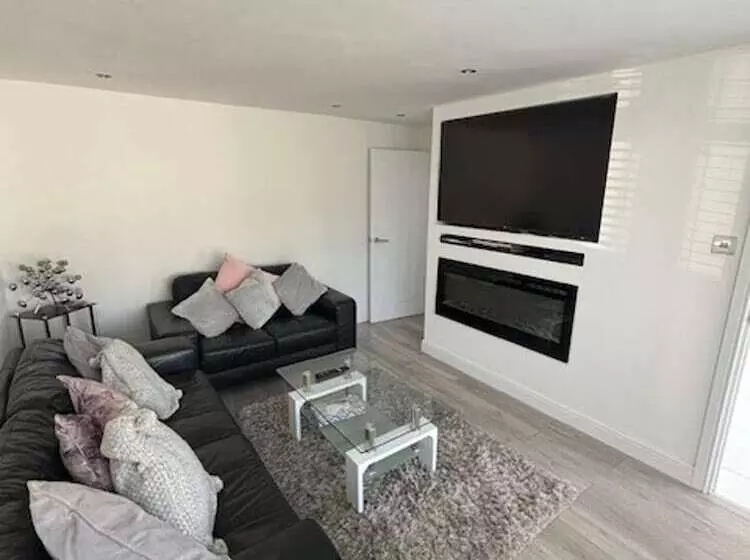 Cozy Coastal Bungalow In Prestatyn