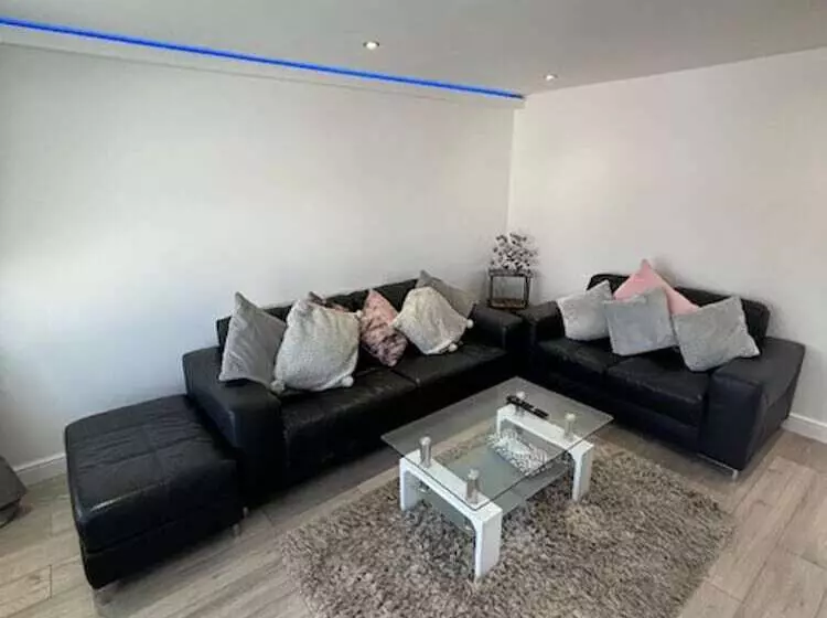 Cozy Coastal Bungalow In Prestatyn