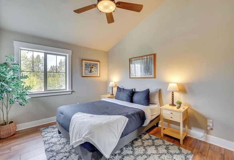 Donnelly Cabin W/ Hot Tub < 1 Mi To Boulder Creek!