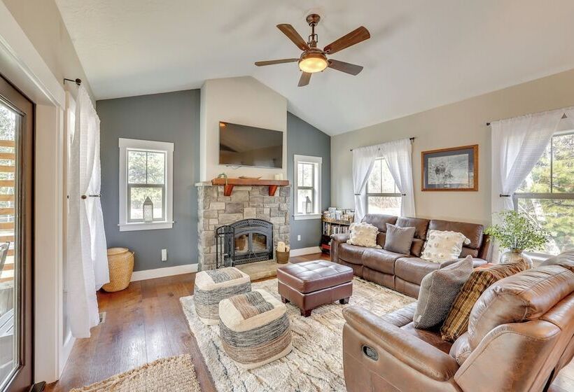 Donnelly Cabin W/ Hot Tub < 1 Mi To Boulder Creek!