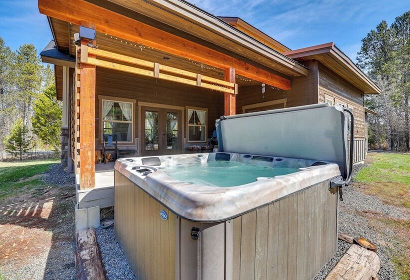 Donnelly Cabin W/ Hot Tub < 1 Mi To Boulder Creek!