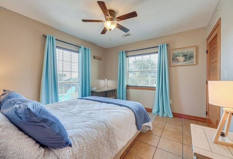 Family Friendly Fischer Home W/ Private Hot Tub!