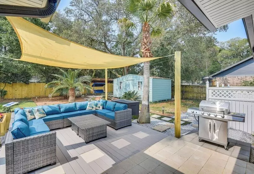 Fort Walton Beach Home: 3 Mi To Beach & Pier!