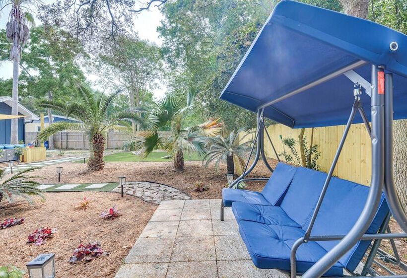 Fort Walton Beach Home: 3 Mi To Beach & Pier!