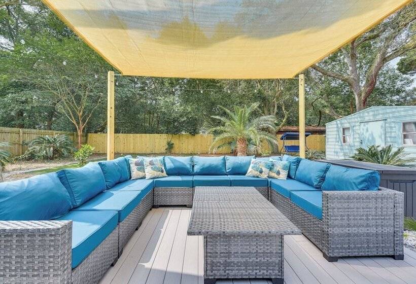 Fort Walton Beach Home: 3 Mi To Beach & Pier!