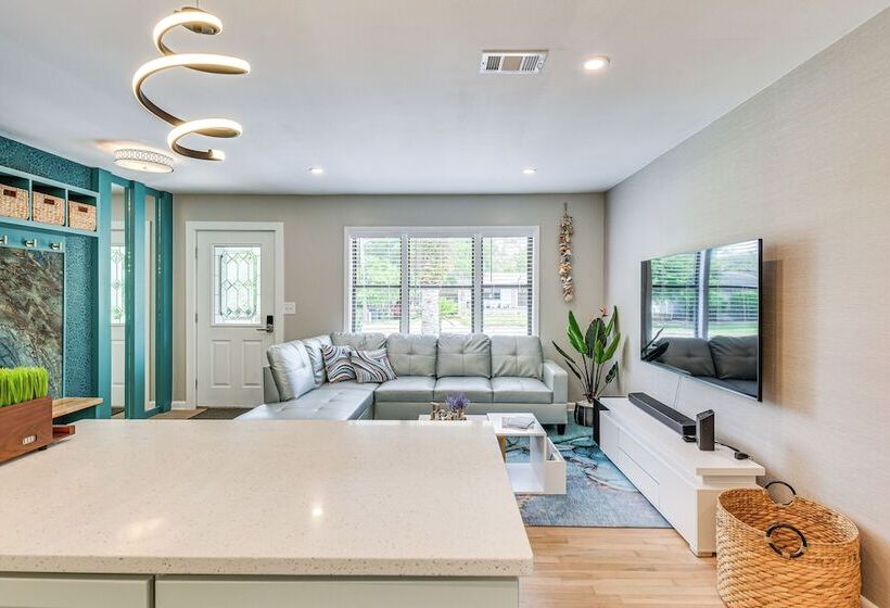 Fort Walton Beach Home: 3 Mi To Beach & Pier!