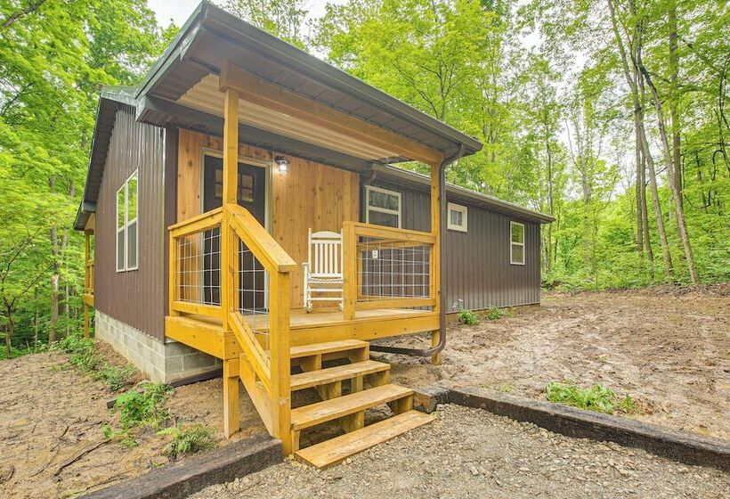 Hocking Hill Cabin Near Hiking: Dogs Welcome