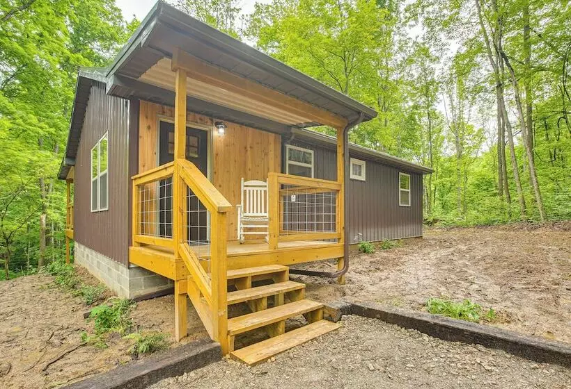 Hocking Hill Cabin Near Hiking: Dogs Welcome