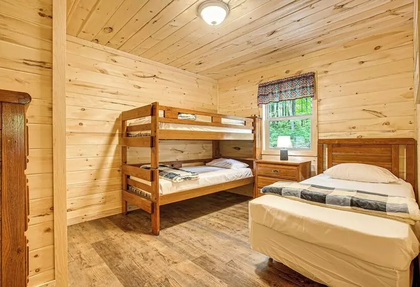 Hocking Hill Cabin Near Hiking: Dogs Welcome