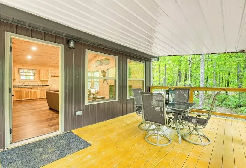 Hocking Hill Cabin Near Hiking: Dogs Welcome