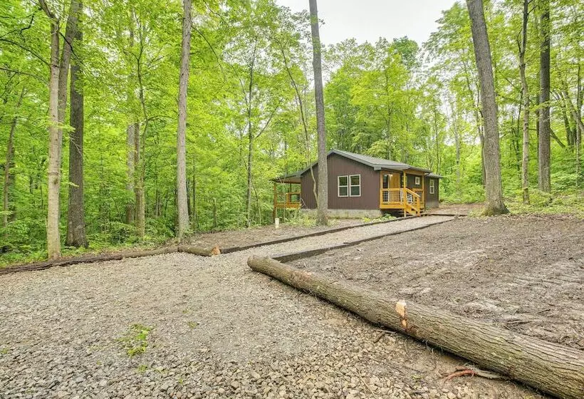 Hocking Hill Cabin Near Hiking: Dogs Welcome