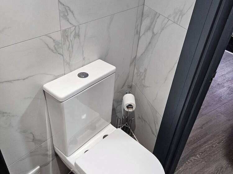 ホテル Don Valley Apartments