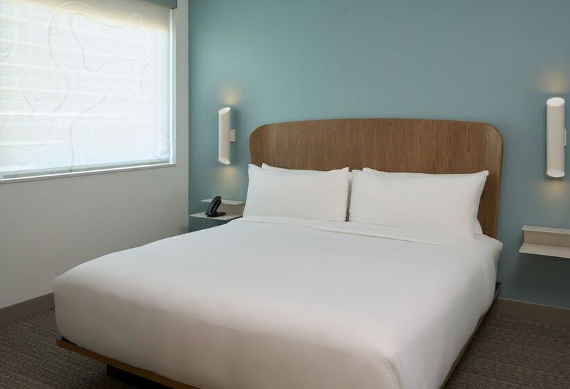 هتل Element Melbourne Oceanfront