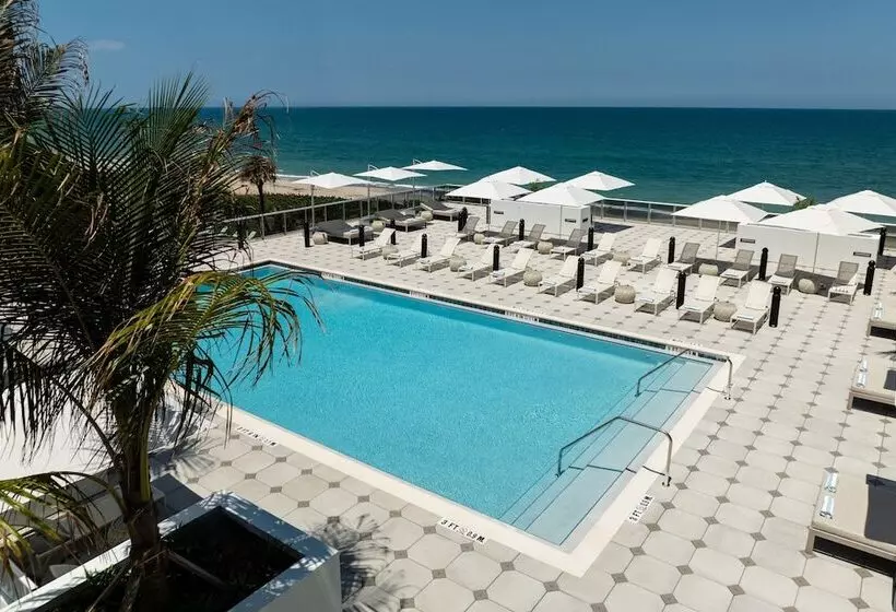 ホテル Element Melbourne Oceanfront