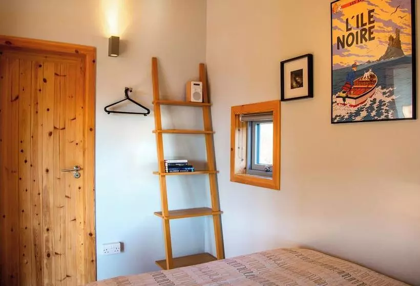 Hotelli Lazybed Accommodation