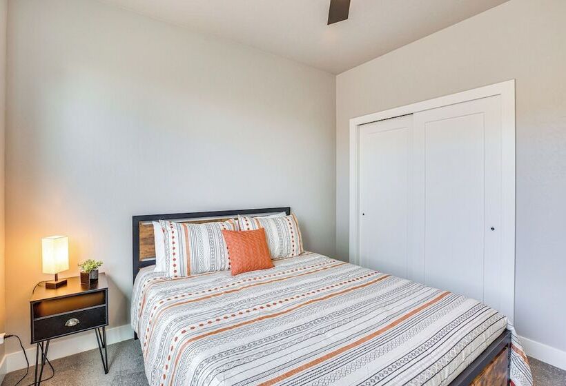 Luxe Living: Grand Junction Home W/ Hot Tub, Views