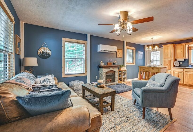 Murray Cabin W/ Hot Tub: Walk To Kentucky Lake!