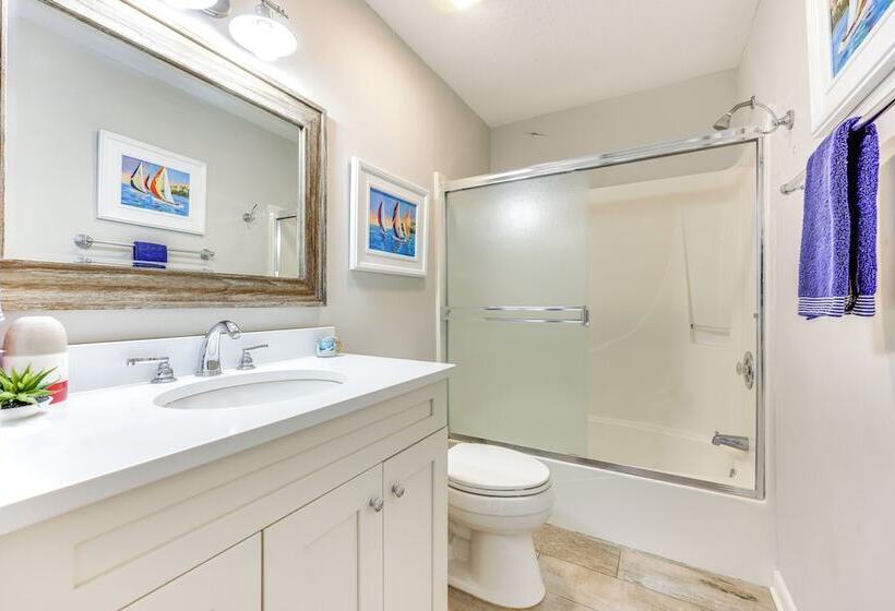 Oceanfront Ponte Vedra Beach Home W/ Deck & Views!