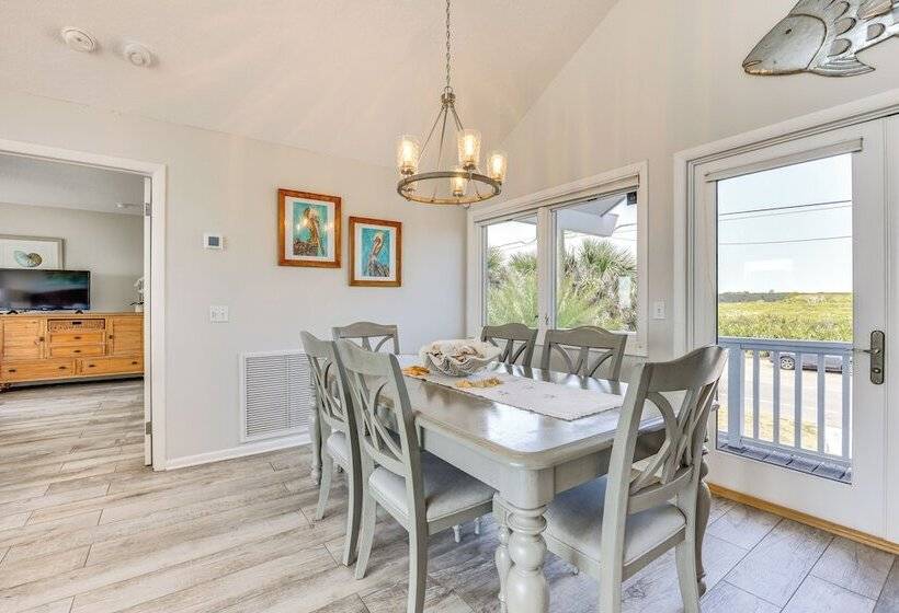 Oceanfront Ponte Vedra Beach Home W/ Deck & Views!