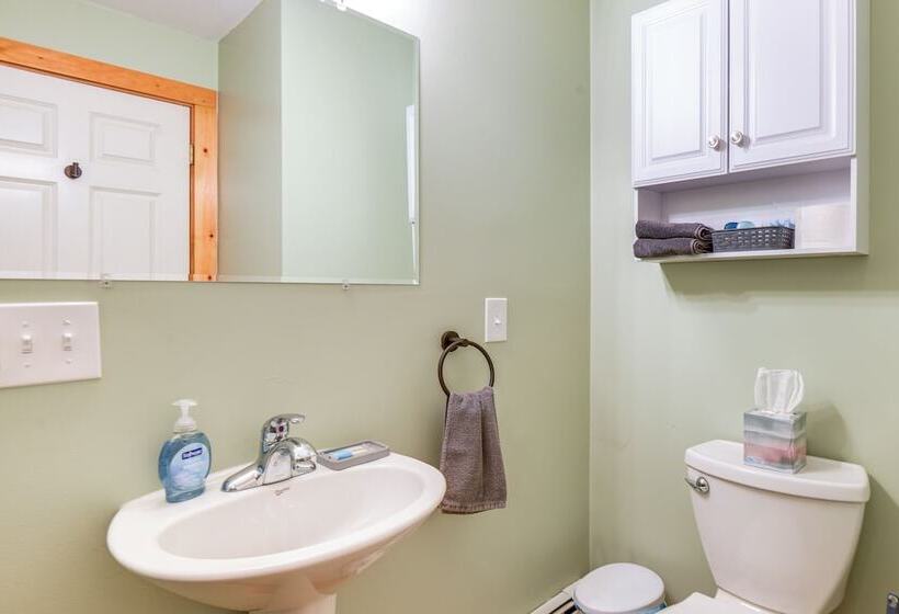 Peaceful Conway Home W/ Fire Pit & Grill