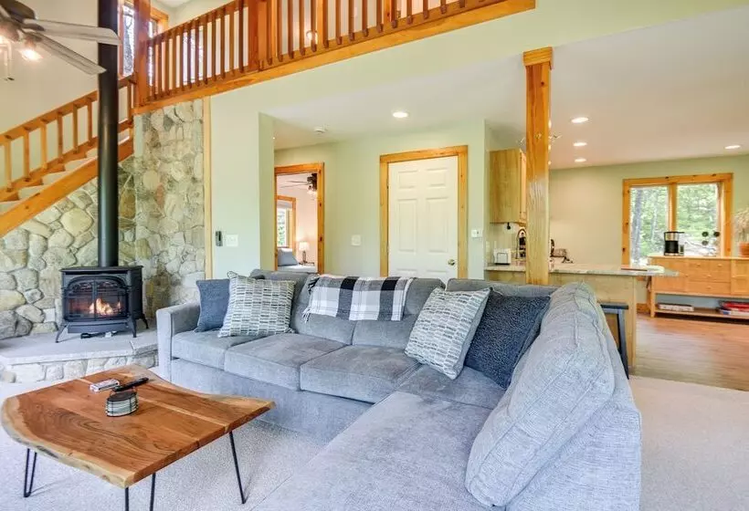 Peaceful Conway Home W/ Fire Pit & Grill