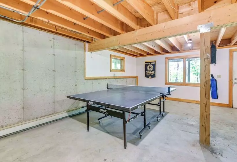 Peaceful Conway Home W/ Fire Pit & Grill