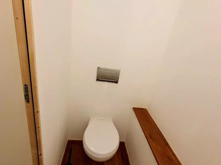 Majatalo La Maison Folia