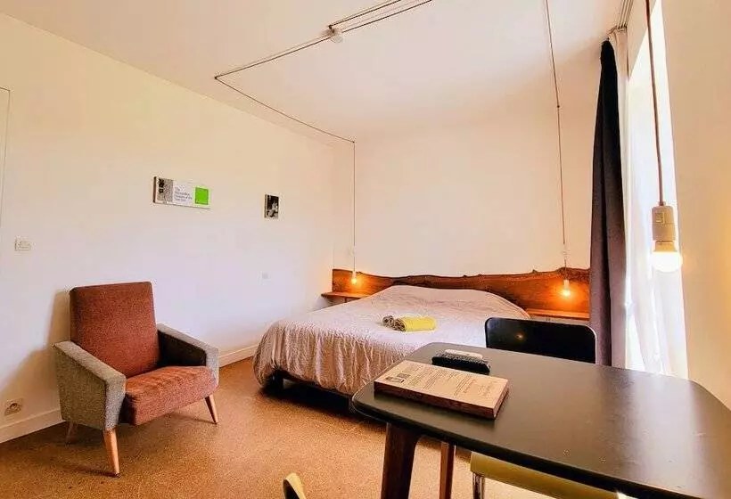 Majatalo La Maison Folia