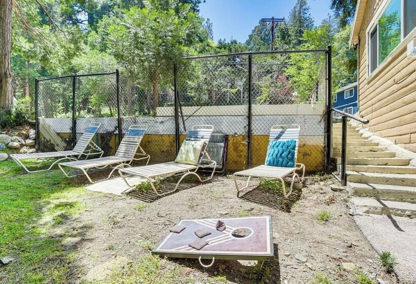 Pet Friendly California Abode W/ Fenced In Yard!