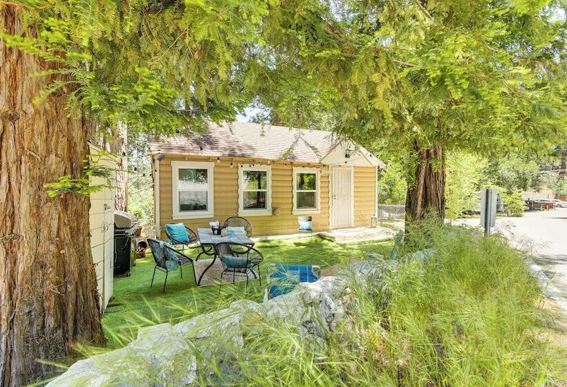 Pet Friendly California Abode W/ Fenced In Yard!