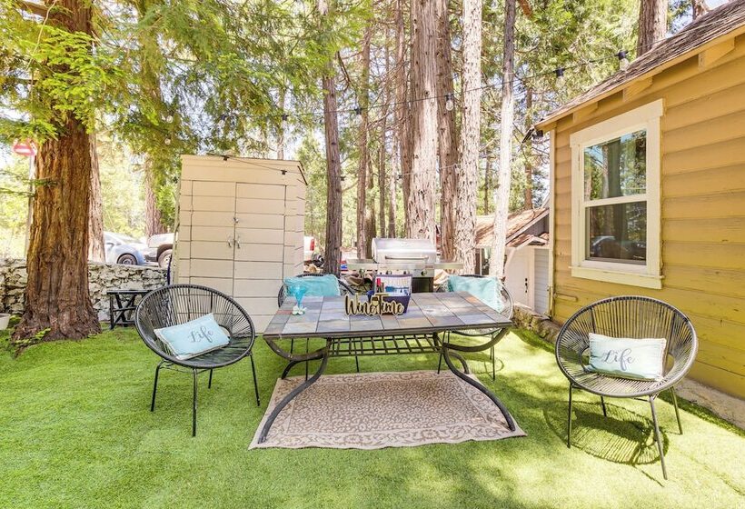 Pet Friendly California Abode W/ Fenced In Yard!