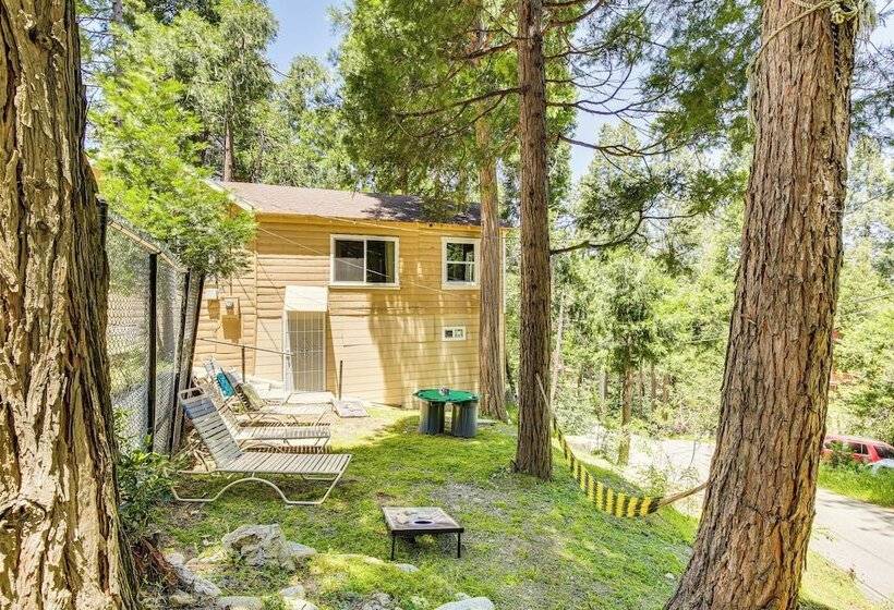 Pet Friendly California Abode W/ Fenced In Yard!