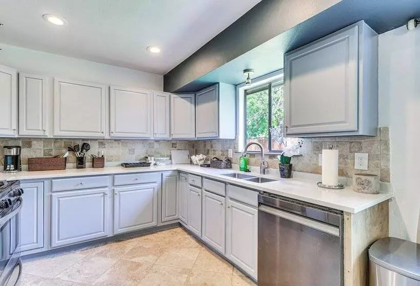 Pet Friendly Round Rock Home   19 Mi To Austin!