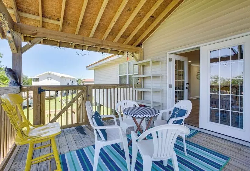 Port Sulphur Retreat W/ 2 Balconies & Bayou Access