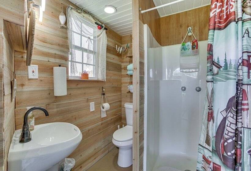 Port Sulphur Retreat W/ 2 Balconies & Bayou Access