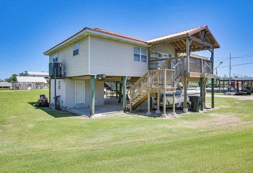 Port Sulphur Retreat W/ 2 Balconies & Bayou Access