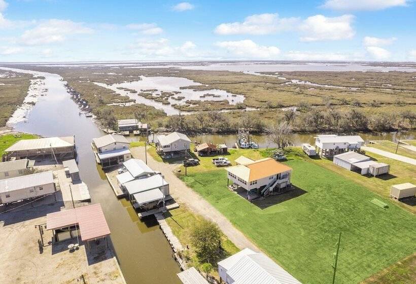 Port Sulphur Retreat W/ 2 Balconies & Bayou Access