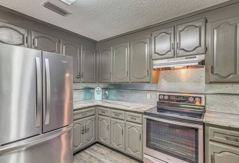 Riverfront Milton Cabin W/ Boat Ramp & Dock!