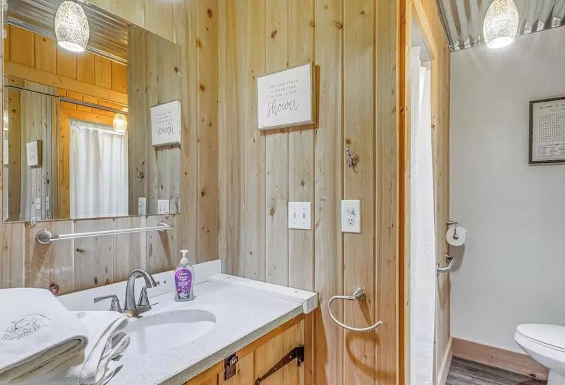 Riverfront Milton Cabin W/ Boat Ramp & Dock!