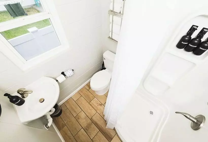 Seabirds Motel At Kure Beach