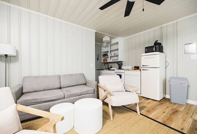 Seabirds Motel At Kure Beach