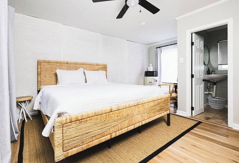 Seabirds Motel At Kure Beach