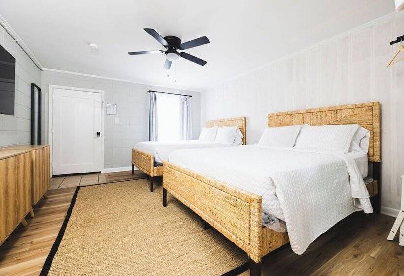 Seabirds Motel At Kure Beach