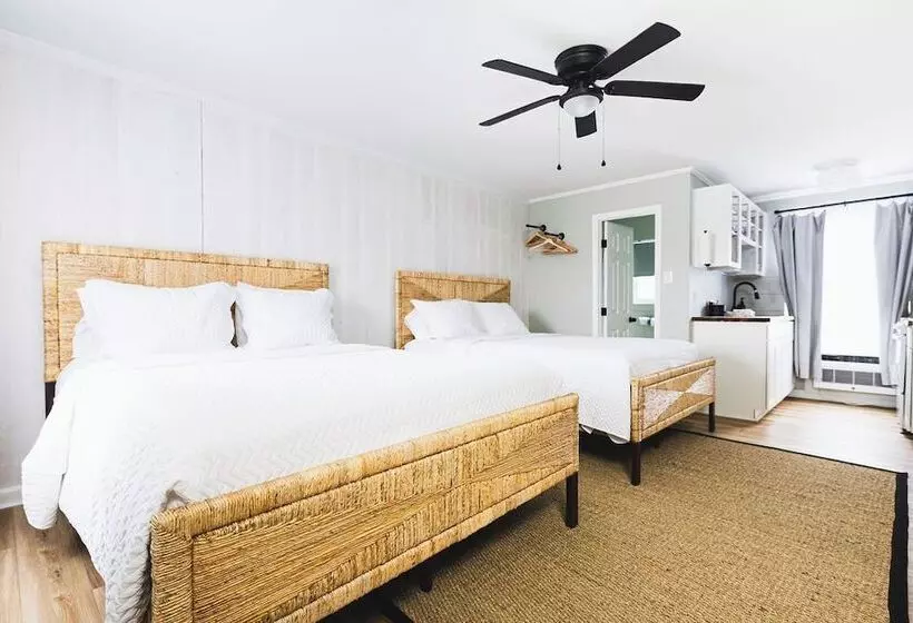 Seabirds Motel At Kure Beach