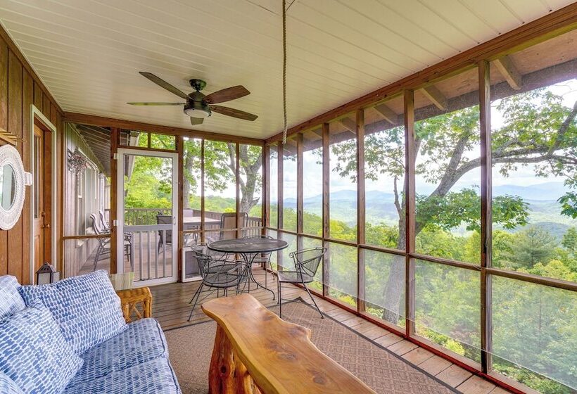 Tallassee Family Home W/ Stunning Smoky Mtn Views