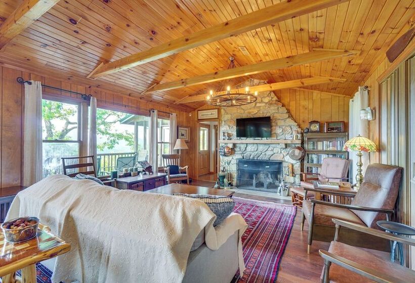 Tallassee Family Home W/ Stunning Smoky Mtn Views