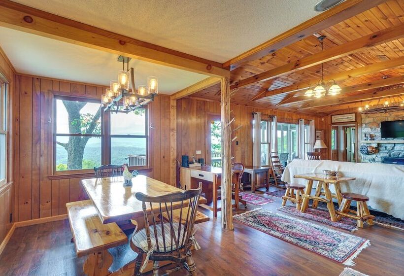 Tallassee Family Home W/ Stunning Smoky Mtn Views
