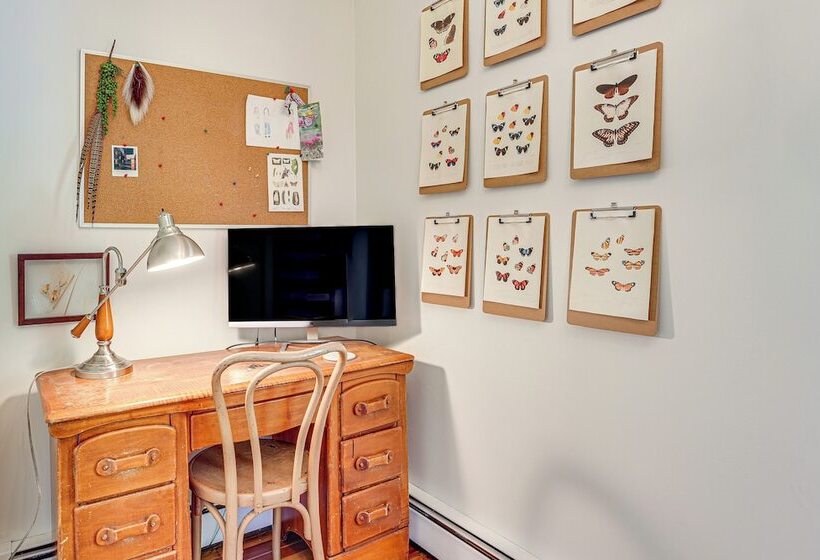 Timeless Jeffersonville Home W/ Private Hot Tub