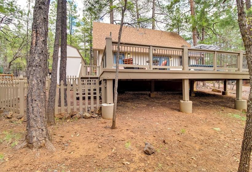 Updated Pinetop Home: 5 Mi To Woodland Lake Park!